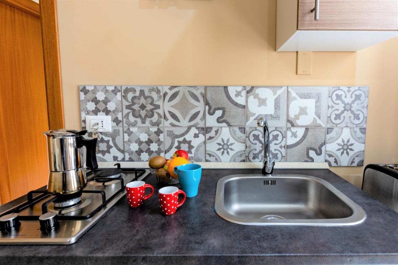 Apartment Domus Schiavuzzo ปาแลร์โม ภายนอก รูปภาพ