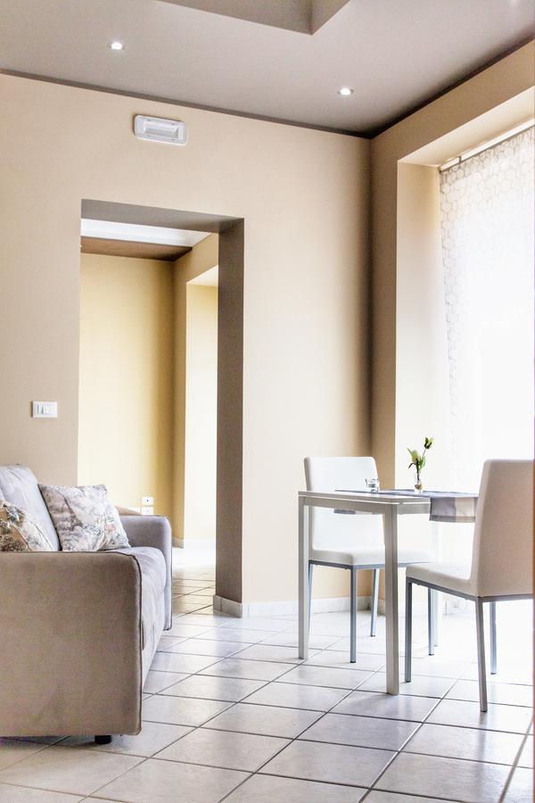 Apartment Domus Schiavuzzo ปาแลร์โม ภายนอก รูปภาพ
