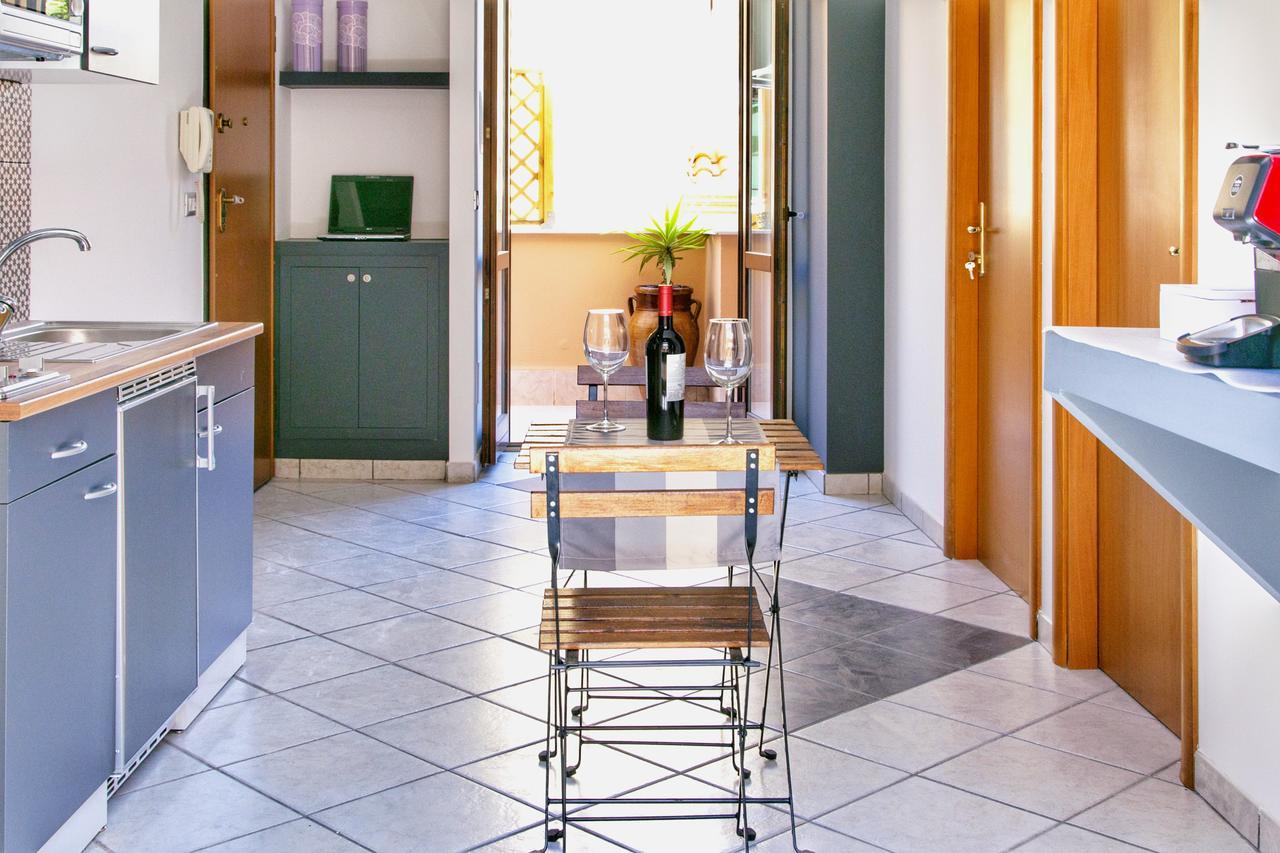 Apartment Domus Schiavuzzo ปาแลร์โม ภายนอก รูปภาพ