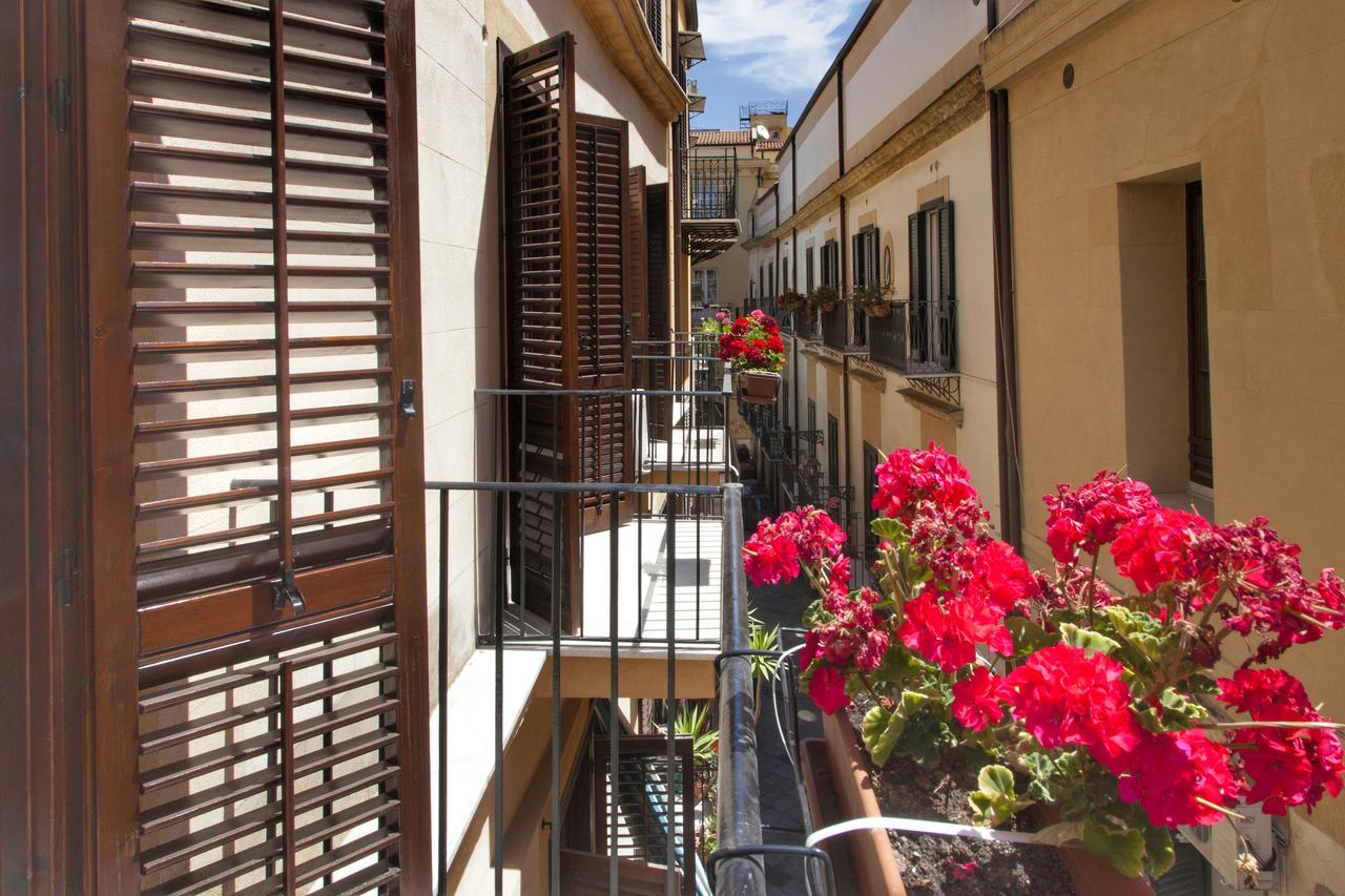 Apartment Domus Schiavuzzo ปาแลร์โม ภายนอก รูปภาพ