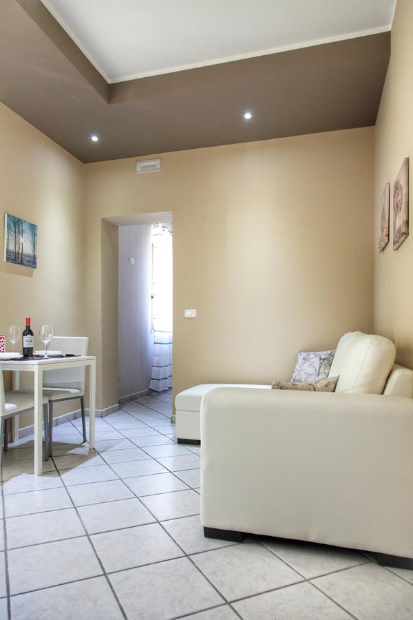 Apartment Domus Schiavuzzo ปาแลร์โม ภายนอก รูปภาพ